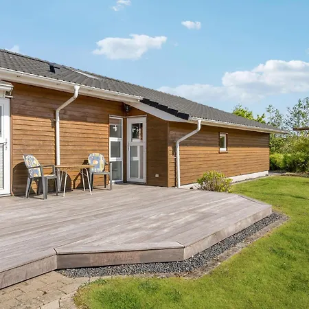 Stunning In Ejstrupholm With Kitchen Krejbjerg